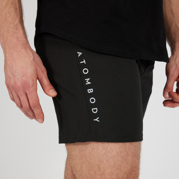 ATOMBODY Trainings Shorts für Männer, Schwarz